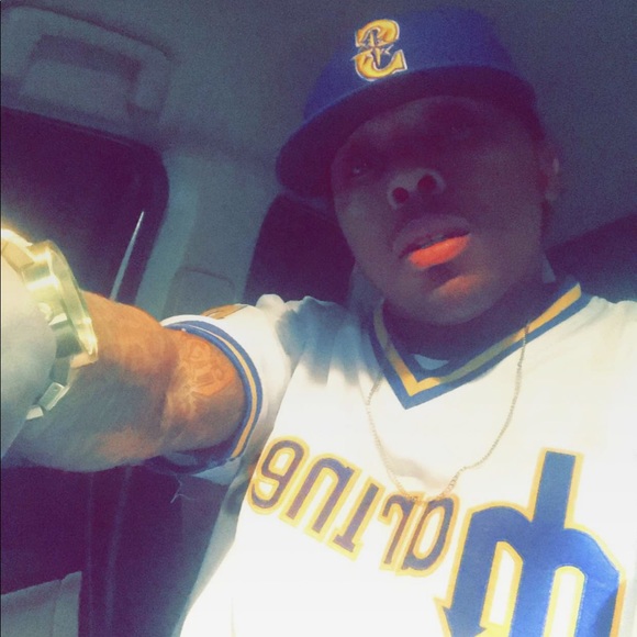 Meet your Posher, Bruce - Picture 1 of 1